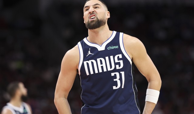 世界杯中国官方网站-独行侠官方：克莱遭遇右内收肌挫伤 今日对阵雷霆不会回归