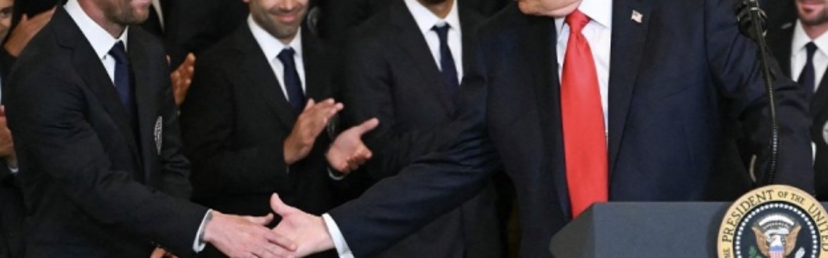 世界杯-38岁梅西率全队造访白宫！特朗普称他比贝利出色 曾夸赞C罗是GOAT