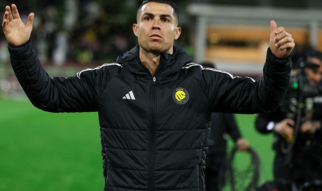 世界杯注册平台-41岁仍在拼！C罗为赶上最后一届世界杯，采用特殊疗法加速康复|克里斯蒂亚诺·罗纳尔多|葡萄牙|利雅得|利雅得胜利足球俱乐部|葡萄牙足球队_新浪体育_新浪新闻